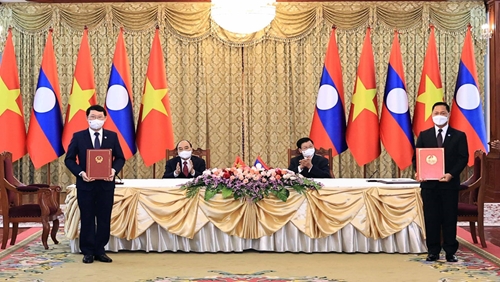 Bắc Giang và tỉnh Xay Sổm Bun ký kết thỏa thuận hợp tác quốc tế cấp địa phương