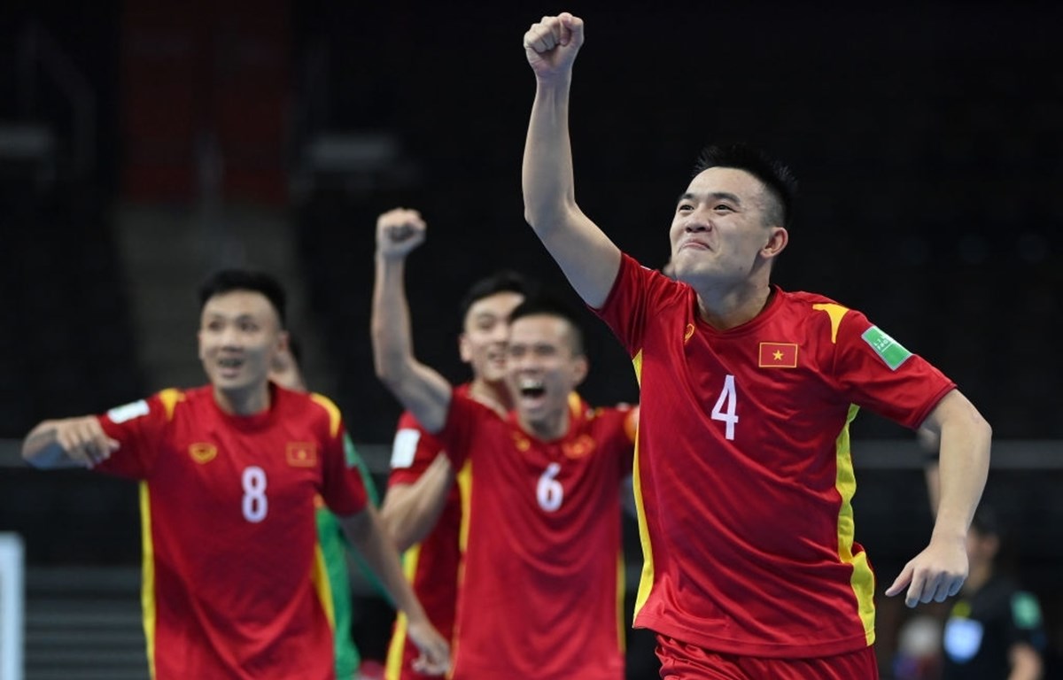 Tuyển futsal Việt Nam vào vòng 1 8 World Cup