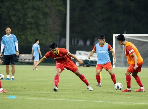 HLV Park Hang-seo sang UAE cùng ĐT U23 Việt Nam hướng tới Vòng loại U23 châu Á 2022
