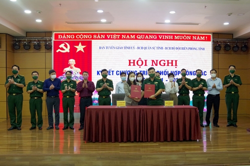 Quảng Ninh Ban Tuyên giáo Tỉnh ủy ký kết chương trình phối hợp với Bộ Chỉ huy Quân sự và Bộ Chỉ huy BĐBP