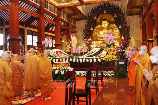 Giáo hội Phật giáo Việt Nam: Giáo hội Phật giáo Việt Nam là điểm đến của hàng triệu tín đồ trên khắp quốc gia. Hãy cùng khám phá các niềm tin và nghi lễ của giáo hội này và cảm nhận sự đoàn kết và tình yêu thương của cộng đồng.