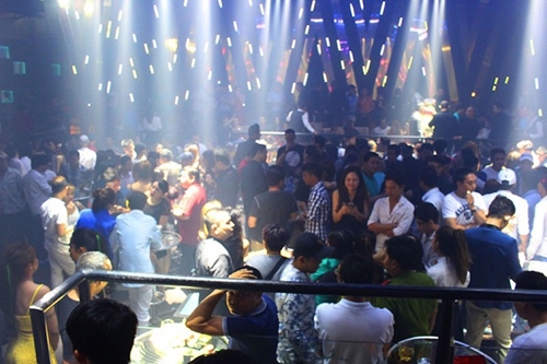 TP Hồ Chí Minh dừng hoạt động karaoke, vũ trường, quán bar