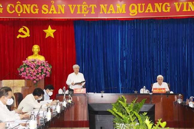 Chủ tịch Ủy ban Trung ương MTTQ Việt Nam kiểm tra công tác xây dựng Đảng tại Bình Dương