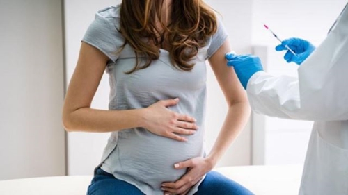 Phụ nữ mang thai có nên tiêm mũi 3 vaccine ngừa COVID-19