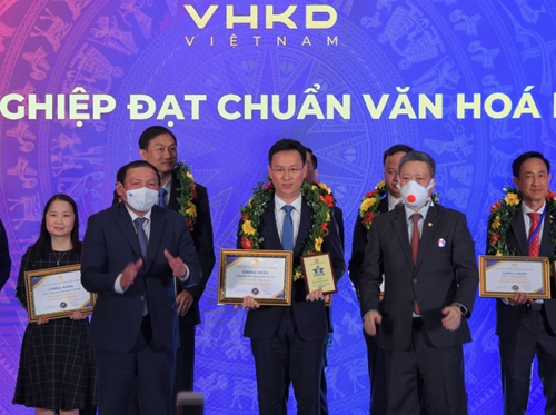 VietinBank - “Doanh nghiệp đạt chuẩn văn hóa kinh doanh Việt Nam” năm 2021
