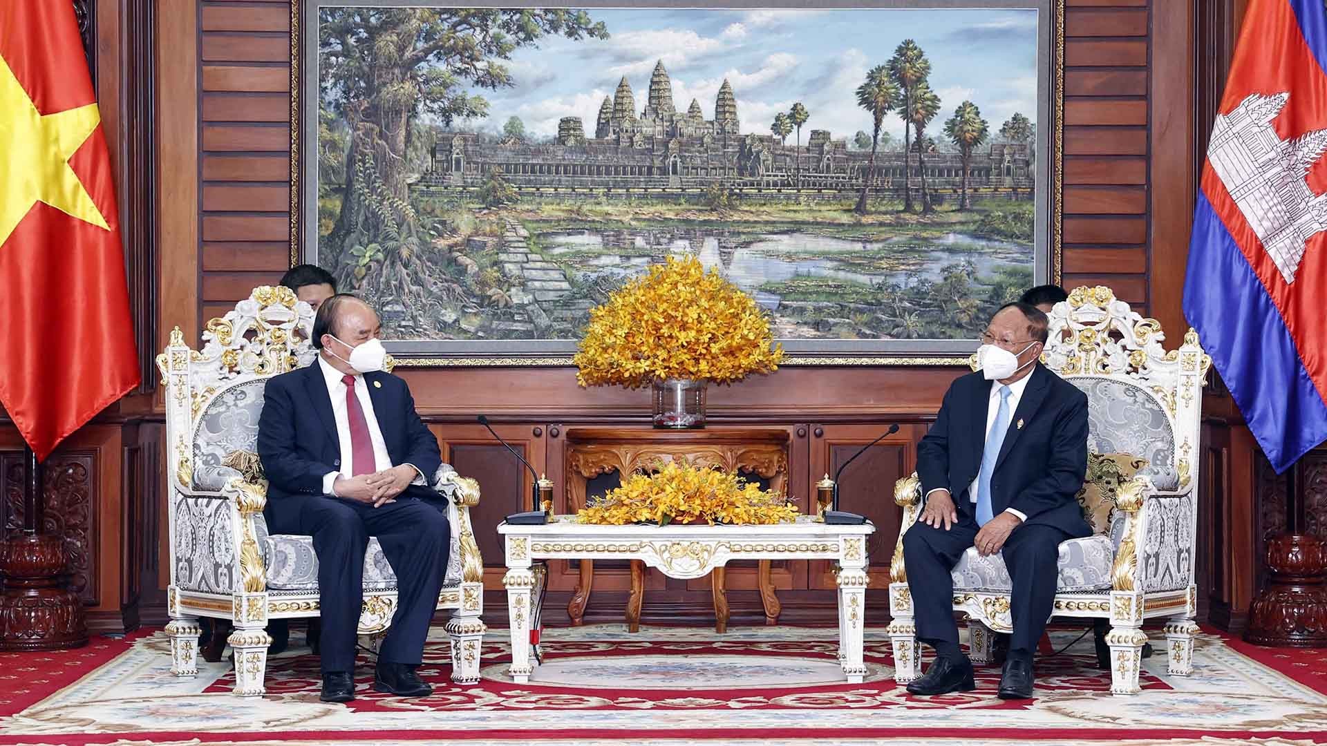 Quan hệ Việt Nam - Campuchia được củng cố mạnh mẽ hơn nữa khi hai nước tiếp tục đẩy mạnh hợp tác kinh tế, chính trị và văn hóa. Quan hệ song phương sẽ phát triển tiếp tục, tạo ra nhiều cơ hội và lợi ích cho cả hai quốc gia.