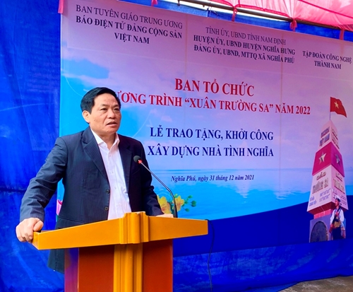 Chương trình “Xuân Trường Sa” trao nhà tình nghĩa tại tỉnh Nam Định