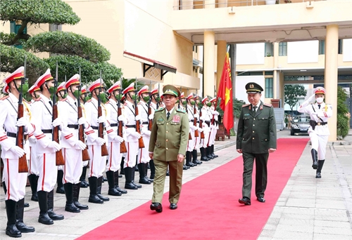 Tăng cường quan hệ hợp tác giữa hai Bộ Công an Việt Nam - Lào