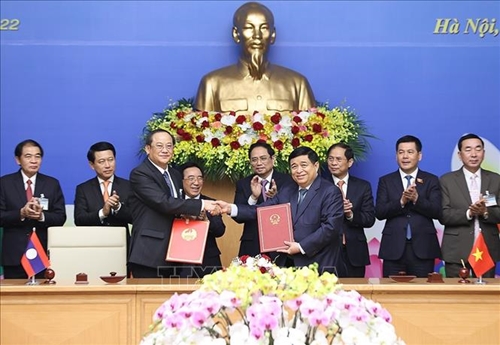 Hai Thủ tướng chủ trì Kỳ họp lần thứ 44 Ủy ban Liên Chính phủ Việt Nam - Lào