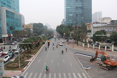 Hà Nội “Xén” dải phân cách, mở rộng đường Hoàng Quốc Việt
