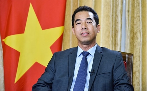 Nâng cao hiệu quả công tác bảo hộ công dân Việt Nam ở nước ngoài