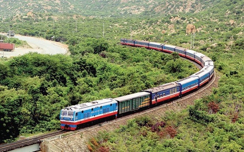 Đầu tư hai tuyến đường sắt Biên Hòa – Vũng Tàu và Thủ Thiêm - Cảng Hàng không quốc tế Long Thành