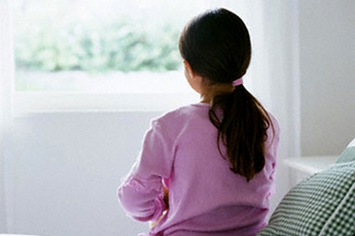 Dấu hiệu nhận biết bệnh trầm ở cảm trẻ em Cha mẹ cần biết