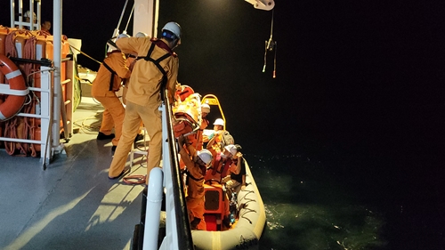 Cứu nạn kịp thời thuyền viên gặp nạn trên biển