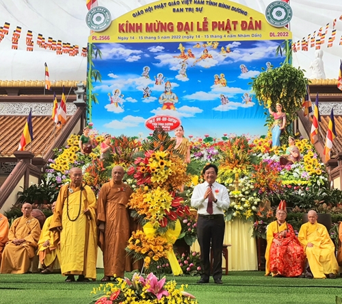 Bình Dương tổ chức trọng thể Đại lễ Phật đản Phật lịch 2566 - dương lịch 2022