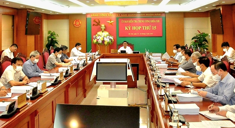 Ủy ban Kiểm tra Trung ương thi hành kỷ luật nhiều cá nhân, tổ chức đảng
