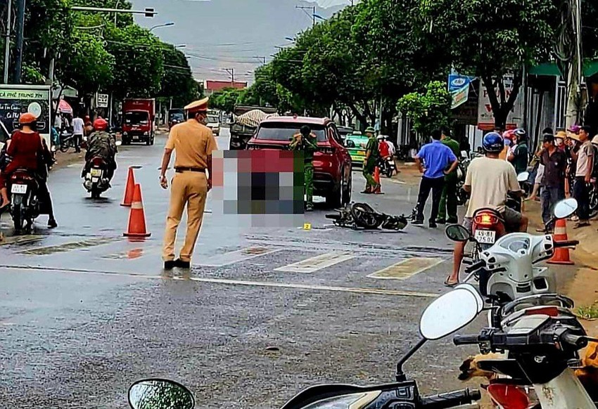 Tai nạn thương tâm tại Bình Thuận Ô tô lấn làn, tông hai bà cháu tử vong