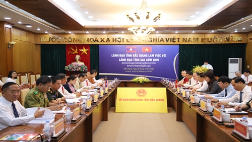 Phối hợp thực hiện hiệu quả Thỏa thuận hợp tác giữa tỉnh Bắc Giang và Xay Sổm Bun Lào