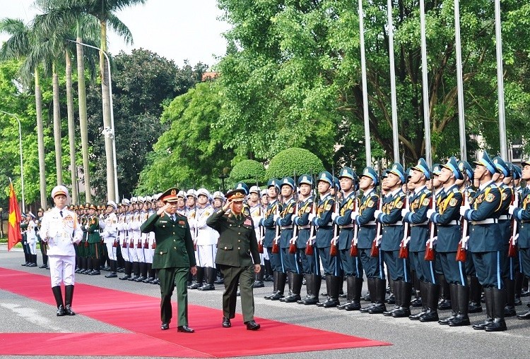 Thúc đẩy quan hệ hợp tác quốc phòng Việt Nam - Lào