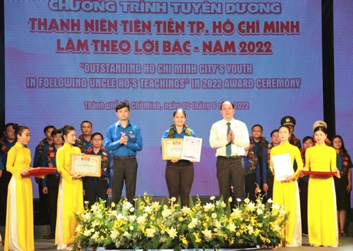 Tuyên dương 254 gương điển hình “Thanh niên tiên tiến TP Hồ Chí Minh làm theo lời Bác”