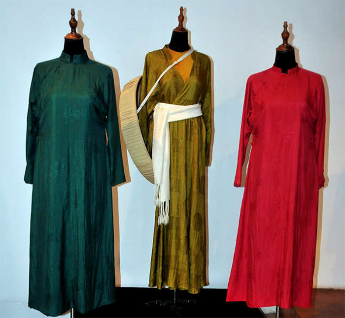 Tổng hợp 76 váy truyền thống việt nam mới nhất  cdgdbentreeduvn