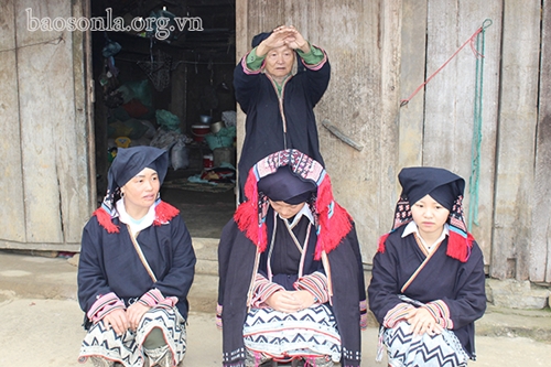 Sơn La Giữ gìn bản sắc văn hóa dân tộc Dao Tiền