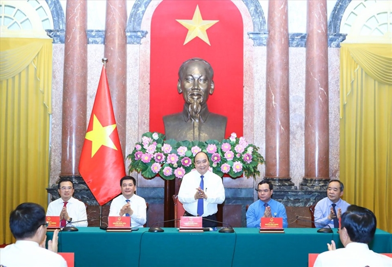Chủ tịch nước Nguyễn Xuân Phúc gặp mặt lao động tiêu biểu ngành Dầu khí