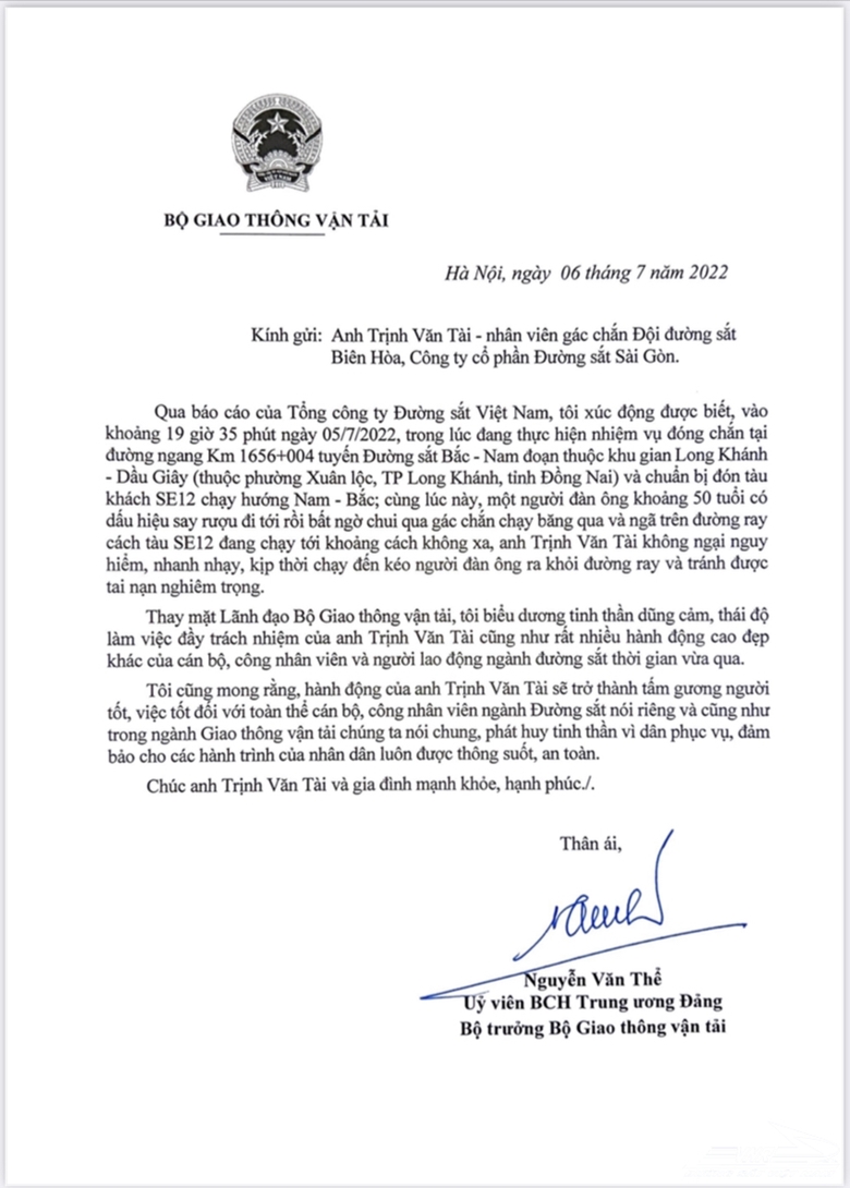 Hình ảnh: Bộ trưởng Bộ GTVT tải gửi thư khen nhân viên gác tàu dũng cảm số 1