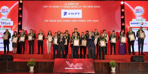 VNPT và VinaPhone tiếp tục lọt top 10 Công ty Công nghệ thông tin – viễn thông uy tín