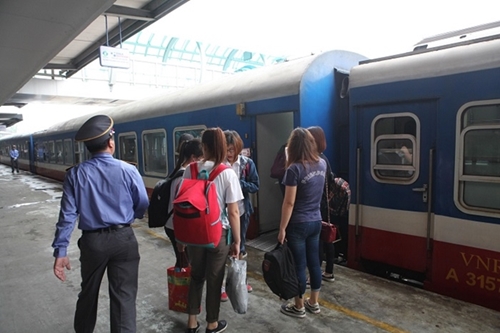 Tăng chuyến tàu Hà Nội – Lào Cai