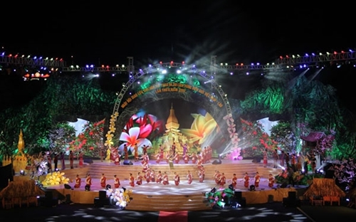 Ngày hội giao lưu văn hóa, thể thao và du lịch vùng biên giới Việt Nam - Lào lần thứ III
