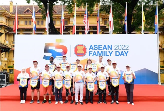 Sôi nổi Ngày Gia đình ASEAN 2022
