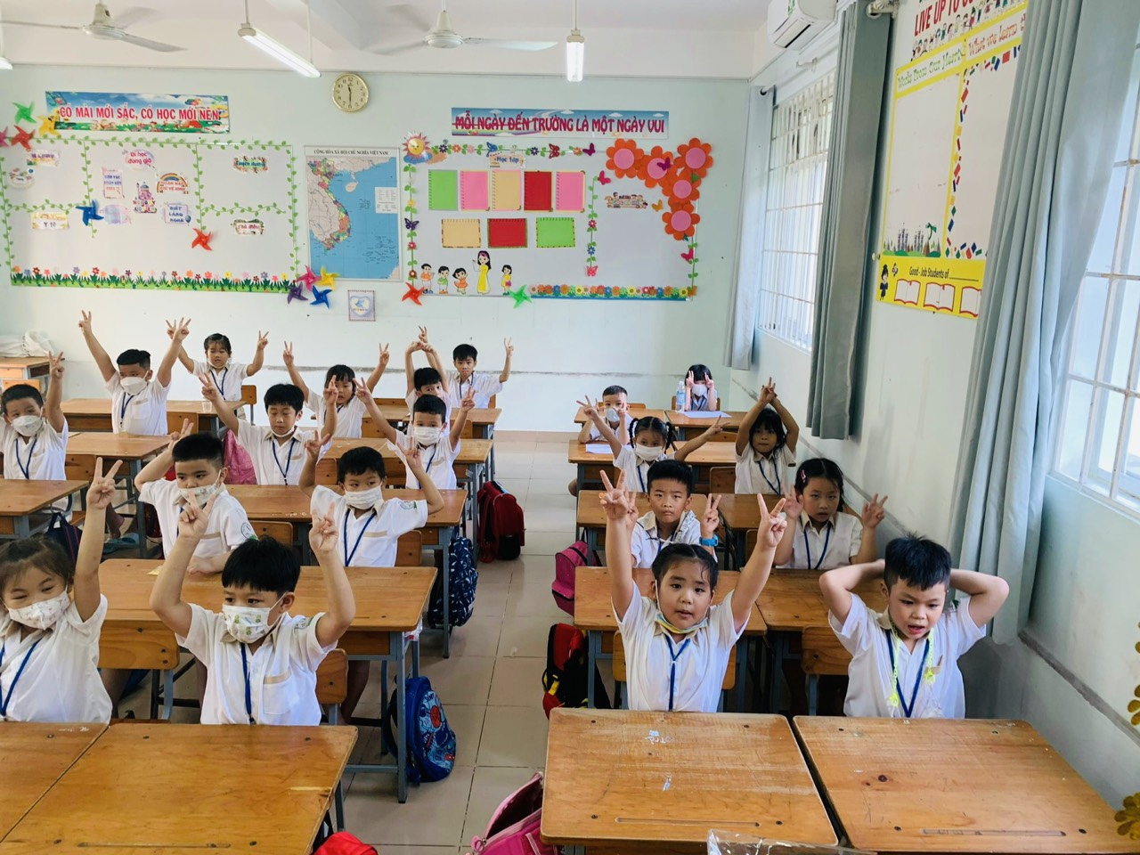TP Hồ Chí Minh: Chào đón học sinh đầu cấp tựu trường