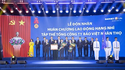Bảo Việt Nhân thọ đạt giải Top 10 “Công ty bảo hiểm nhân thọ uy tín năm 2022”