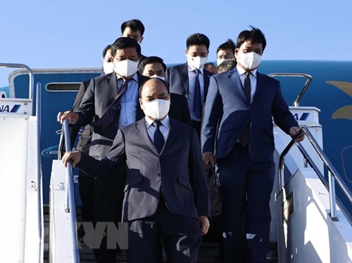 Chủ tịch nước tới Tokyo, bắt đầu chương trình dự Quốc tang cố Thủ tướng Nhật Bản Abe Shinzo