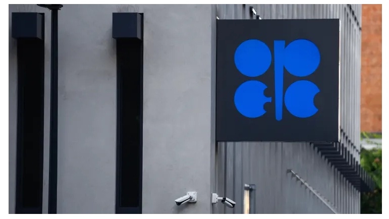 Hình ảnh: OPEC+ xem xét cắt giảm mạnh sản lượng dầu mỏ số 1