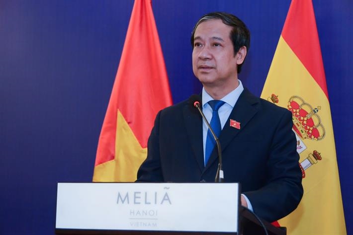 Hình ảnh: Bộ trưởng Nguyễn Kim Sơn dự Lễ kỷ niệm Quốc khánh Tây Ban Nha số 1