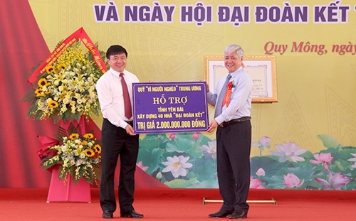 Chủ tịch Uỷ ban Trung ương MTTQ Việt Nam dự Ngày hội Đại đoàn kết toàn dân tộc tại tỉnh Yên Bái