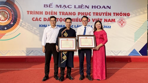 Bắc Giang giành 3 giải tại Liên hoan trình diễn trang phục truyền thống các dân tộc thiểu số Việt Nam