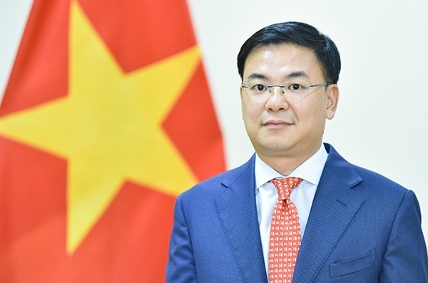 Đổi mới phương thức lãnh đạo của Đảng đối với các hội đoàn người Việt Nam ở nước ngoài