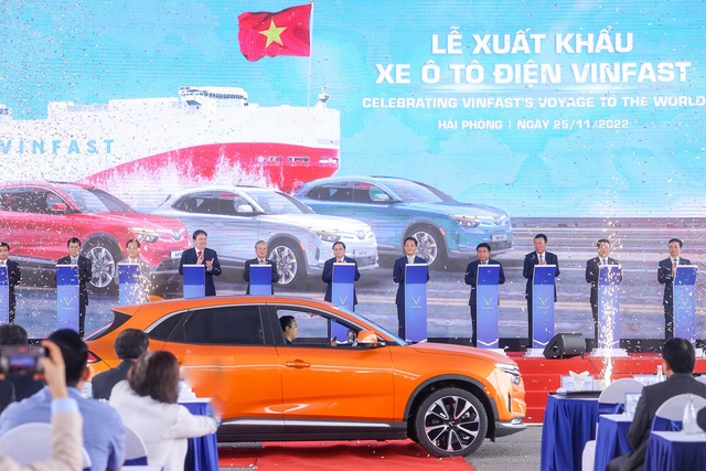 Thủ tướng Phạm Minh Chính dự lễ xuất khẩu lô xe điện make in Việt Nam đầu  tiên ra thị trường quốc tế  Automotive  Thông tin hình ảnh đánh giá