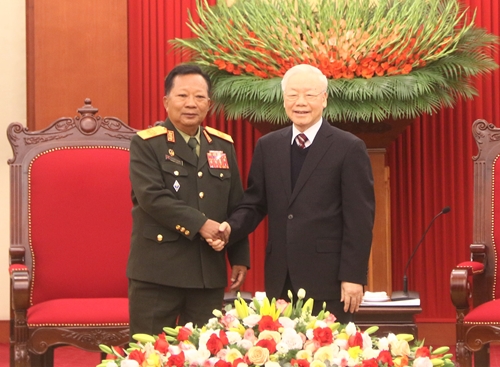 Tổng Bí thư Nguyễn Phú Trọng tiếp Đoàn đại biểu quân sự cấp cao Lào