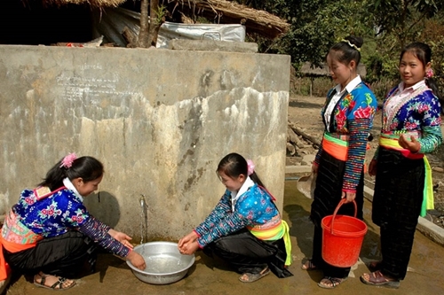 Người dân vùng đồng bào DTTS MN được hỗ trợ nước sạch như thế nào