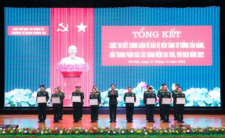 Trường Sĩ quan Chính trị góp phần giữ vững trận địa tư tưởng của Đảng