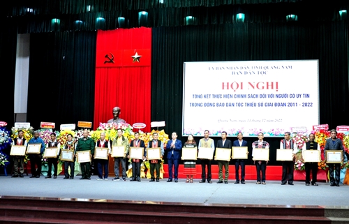 Quảng Nam Tổng kết thực hiện chính sách đối với Người có uy tín trong đồng bào DTTS giai đoạn 2011 - 2022