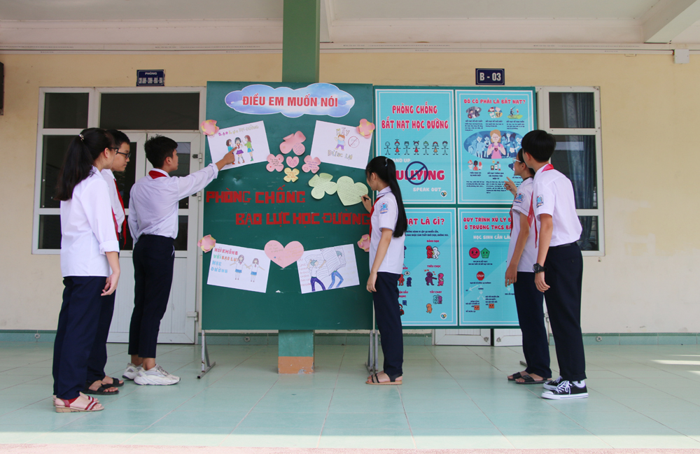 Mô hình trường học gắn với thực tiễn sản xuất kinh doanh ở các trường vùng  dân tộc thiểu số của tỉnh Phú Thọ