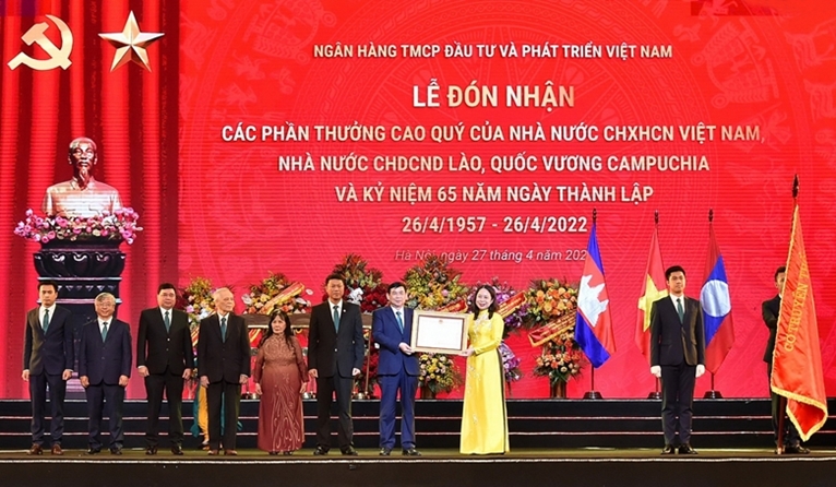 BIDV giữ vững vị thế là Ngân hàng thương mại cổ phần có quy mô tổng tài sản lớn nhất tại Việt Nam