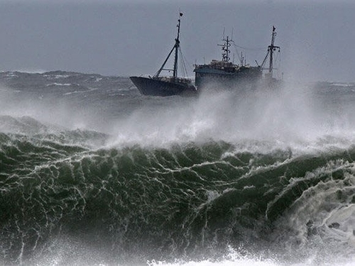 Tin dự báo gió mạnh, sóng lớn và mưa dông trên biển ngày 16 01 2023
