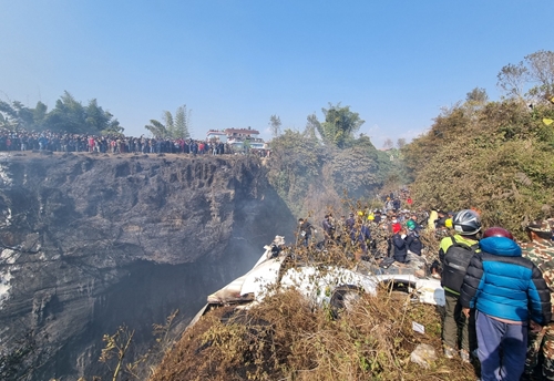 Điện chia buồn vụ tai nạn máy bay tại Nepal