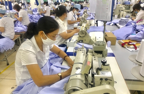 Phê duyệt Chiến lược phát triển ngành Dệt may và Da giày Việt Nam